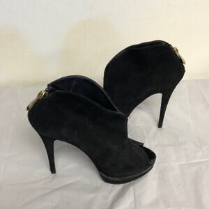 Ivonne Italian Designer Black Suede Ankle Boots Made in Italy  Size 38